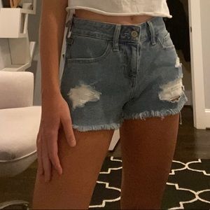 Hollister Low Rise Boyfriend shorts